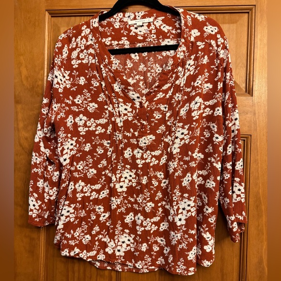 Monday Fun Kearney Henley Blouse Burnt Orange - Picture 5 of 5